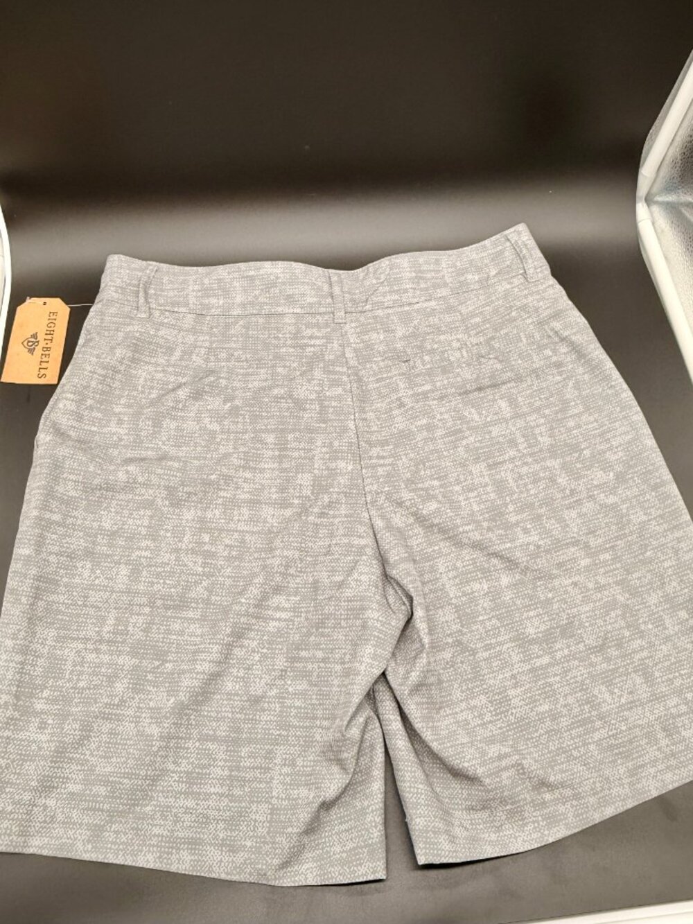NWT Eight Bells Mens Size 30 Gray Stretch Performance Shorts